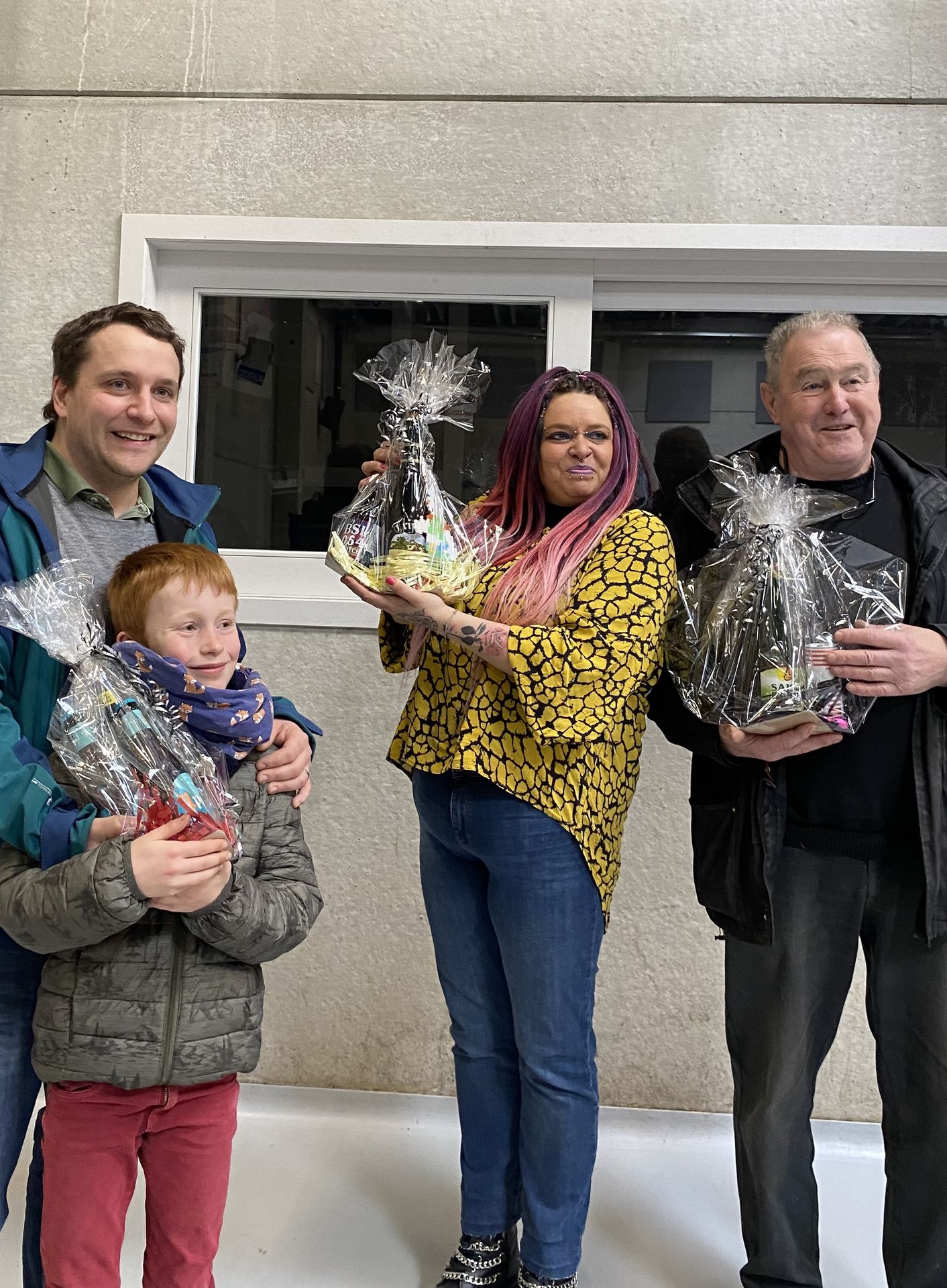 ALIFUCaM - les 3 gagnants de la chasse aux oeufs pour les adultes ont reçu leur prix